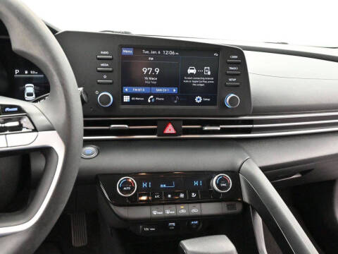 2023 Hyundai Elantra