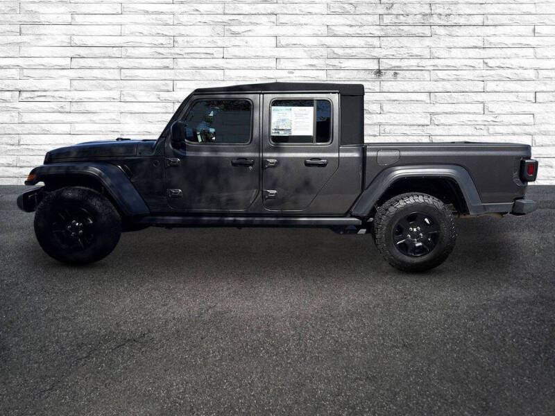 2024 Jeep Gladiator Sport