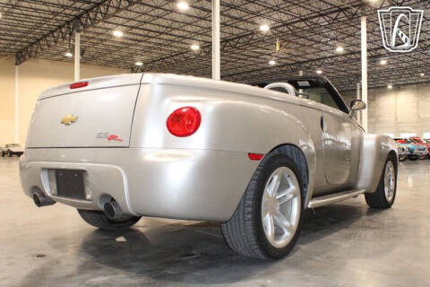 2004 Chevrolet SSR LS