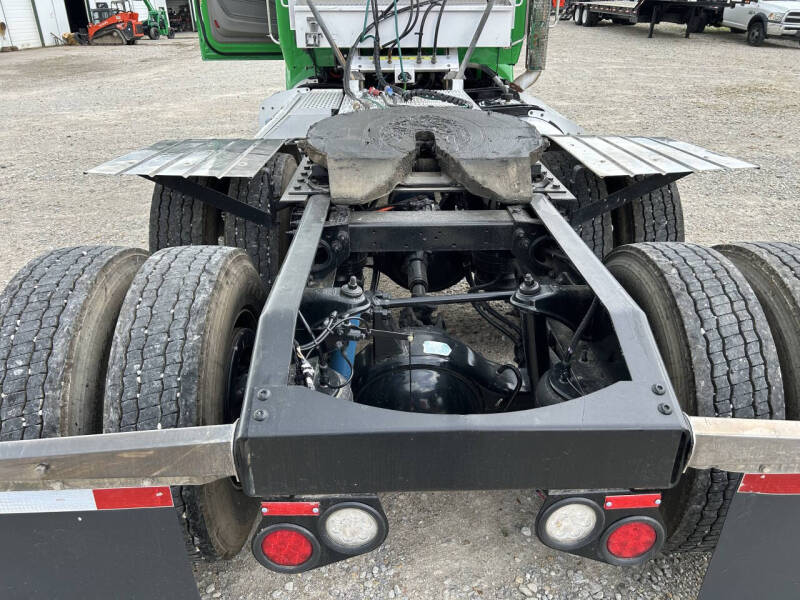 2020 Peterbilt 579 Road Tractor