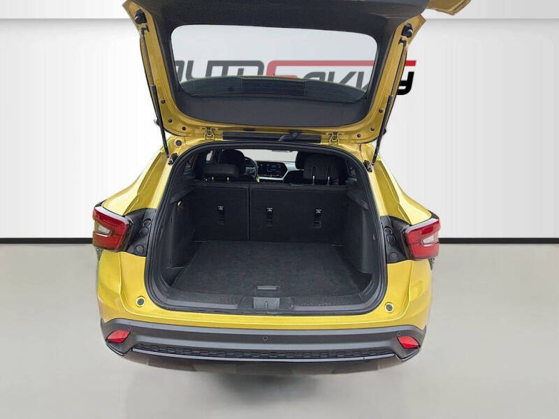 2024 Chevrolet Trax RS