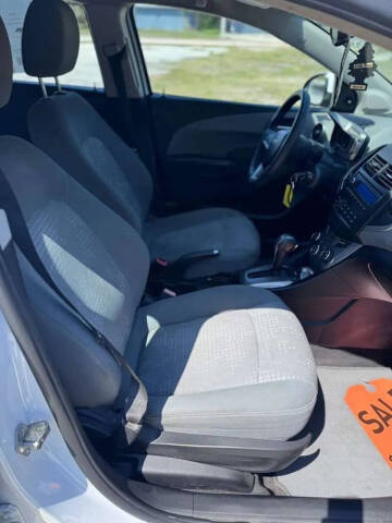 2014 Chevrolet Sonic LS Auto