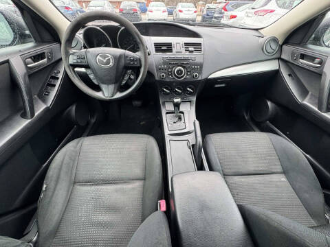 2013 Mazda MAZDA3 i Sport