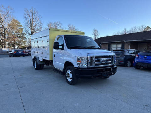 2017 Ford E-Series E-450 SD