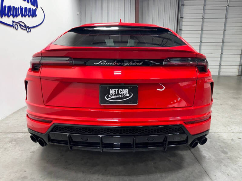 2022 Lamborghini Urus