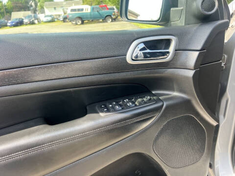 2018 Jeep Grand Cherokee Laredo
