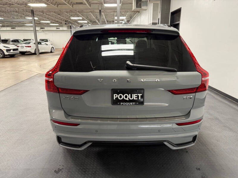 2025 Volvo XC60 T8 Plus Dark Theme