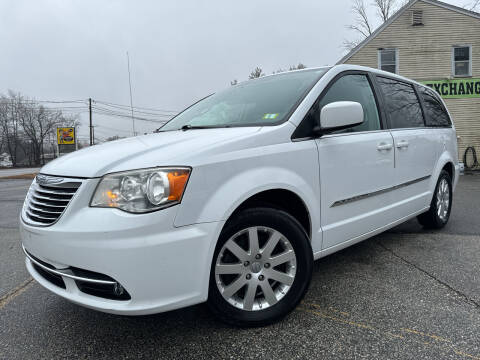 2015 Chrysler Town and Country for sale at J's Auto Exchange in Derry NH