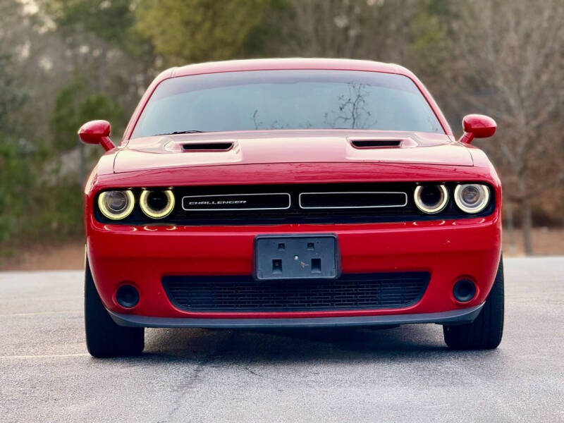 2016 Dodge Challenger SXT Plus