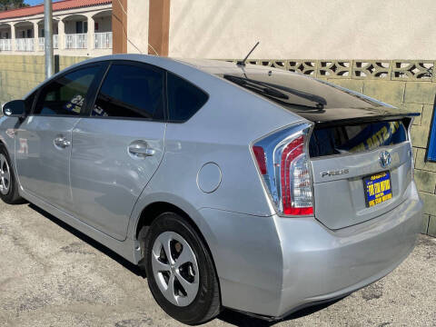 2014 Toyota Prius Two