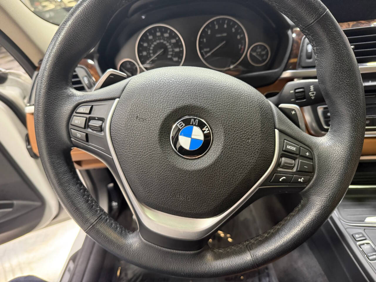 2014 BMW 3 Series 56