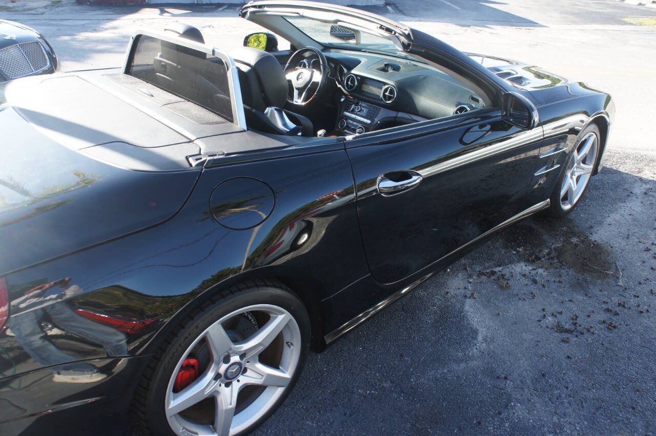2013 Mercedes-Benz SL-Class 14