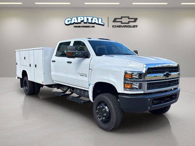 2025 Chevrolet Silverado 5500HD
