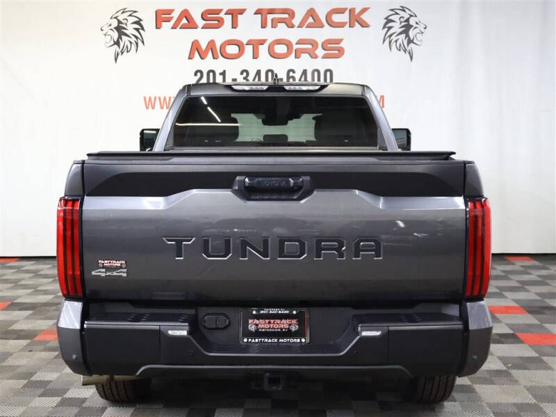 2022 Toyota Tundra SR5