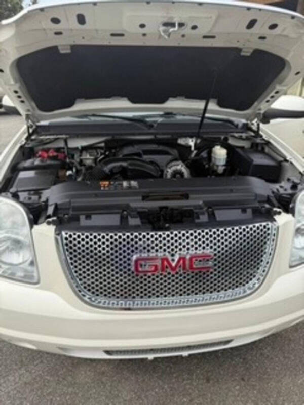2011 GMC Yukon Denali