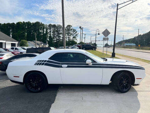 2015 Dodge Challenger SXT