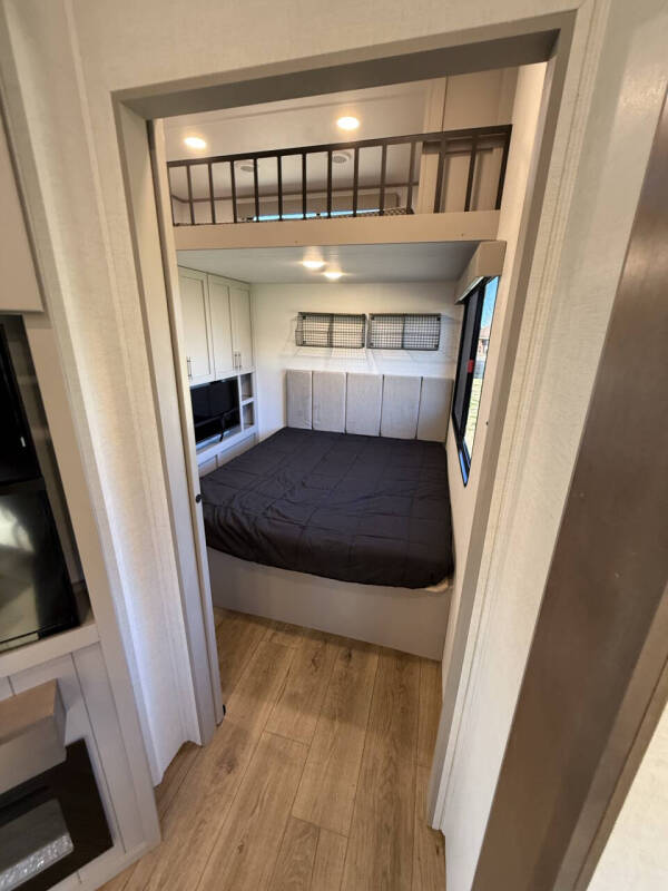 2025 Alliance RV Avenue