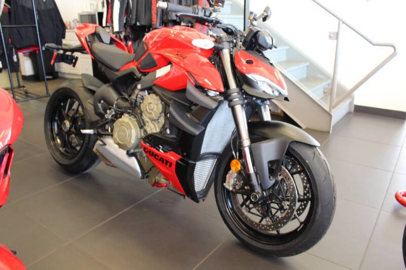 2024 Ducati StreetFighter
