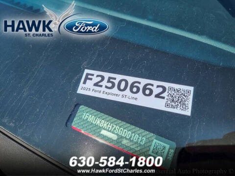 2025 Ford Explorer ST-Line