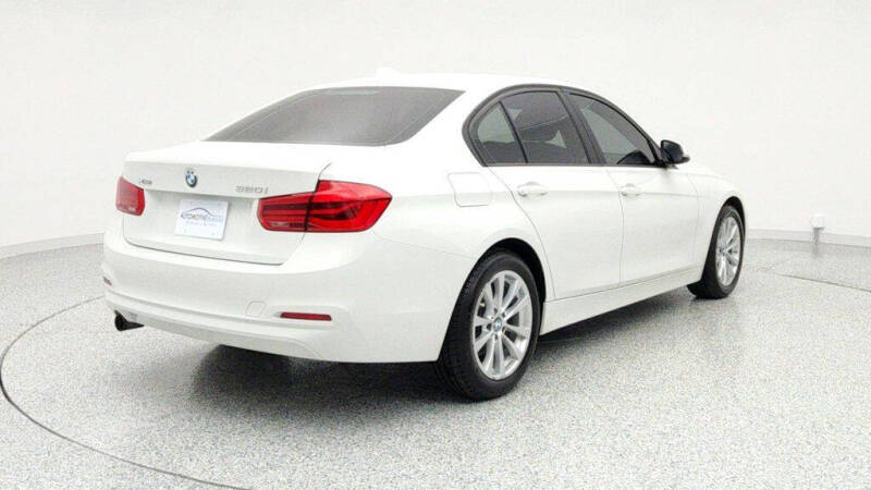 2017 BMW 3 Series 320i xDrive