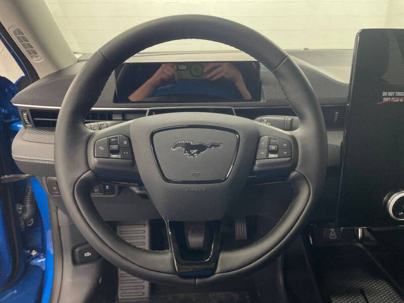 2025 Ford Mustang Mach-E Select