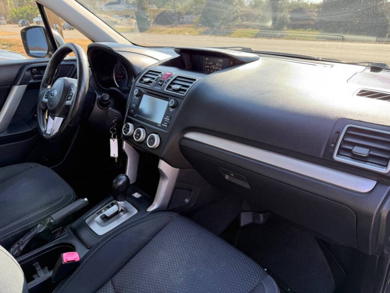 2017 Subaru Forester 2.5i