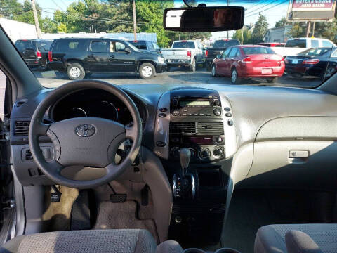2010 Toyota Sienna