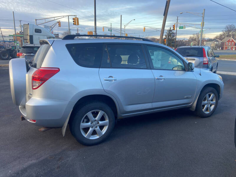 2008 Toyota RAV4 Limited photo 8