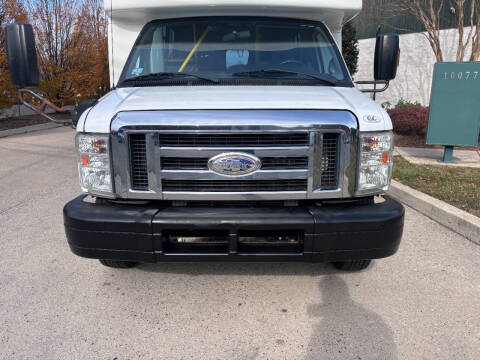 2014 Ford E-Series E-350 SD