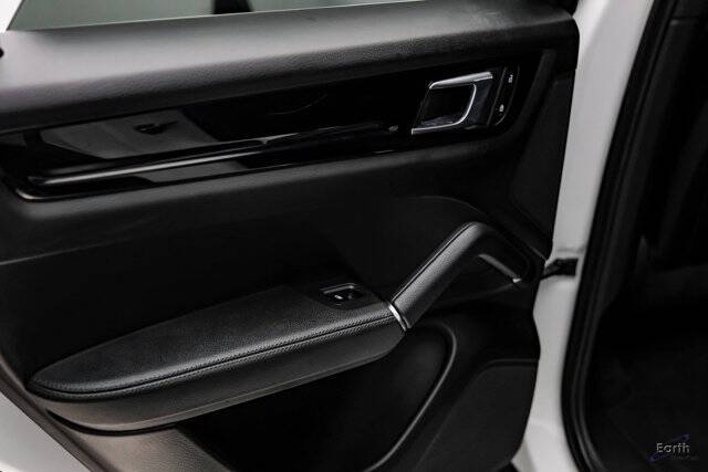 2023 Porsche Cayenne