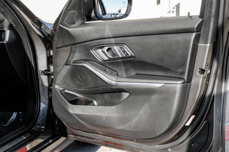 2022 BMW 3 Series 330i