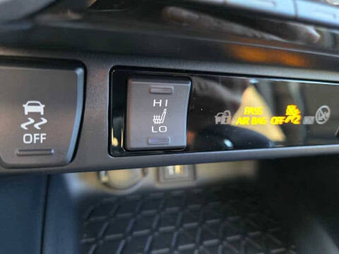 2024 Toyota RAV4 Prime SE