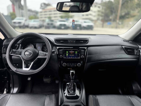 2018 Nissan Rogue SL