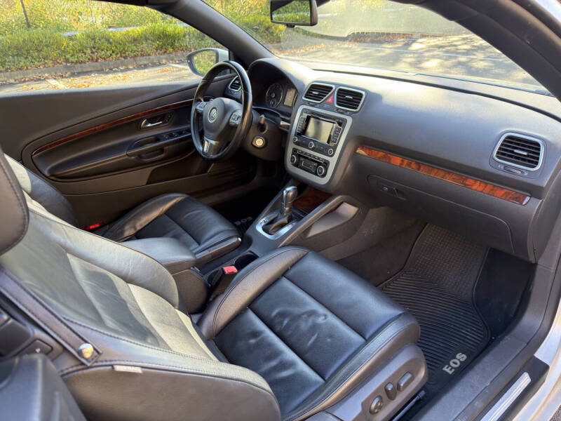 2012 Volkswagen Eos Lux SULEV