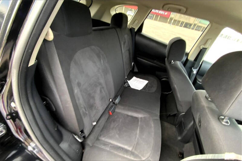2010 Nissan Rogue S Krom