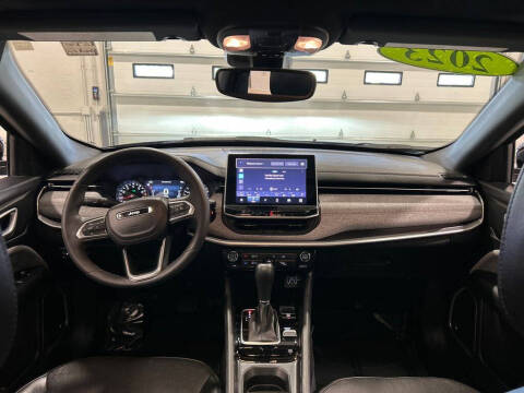 2023 Jeep Compass Latitude Lux