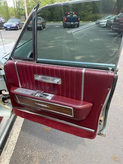 1965 Lincoln Continental