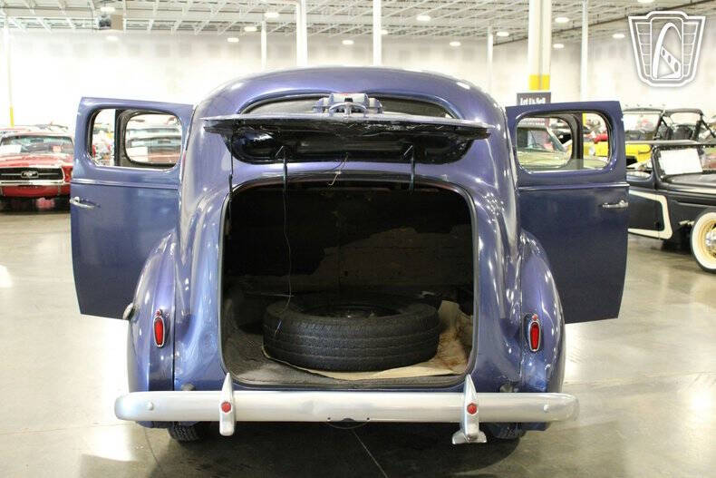 1939 Packard Six
