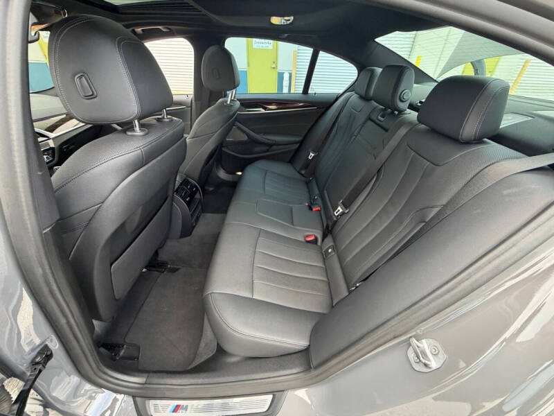 2022 BMW 5 Series 540i