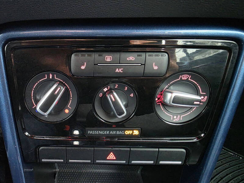 2017 Volkswagen Beetle Convertible 1.8T SE