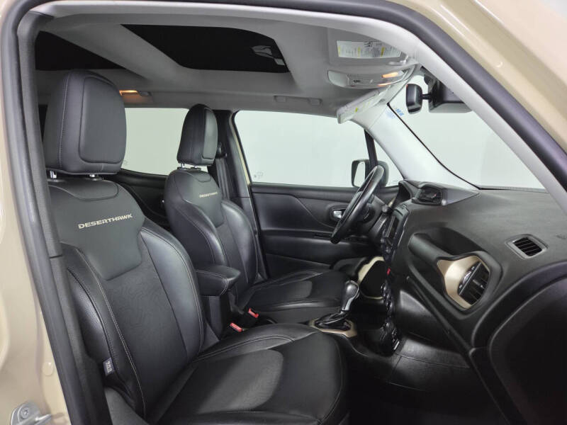 2017 Jeep Renegade Trailhawk