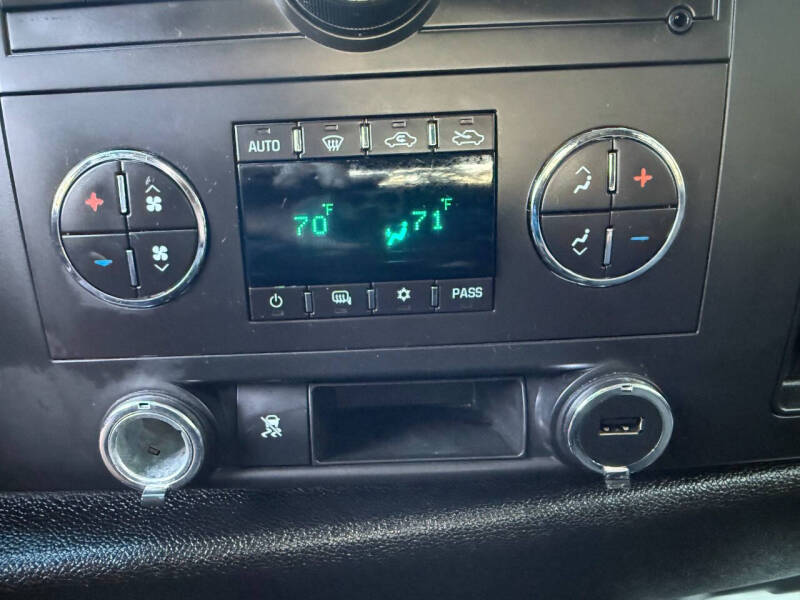 2011 Chevrolet Silverado 1500 LT