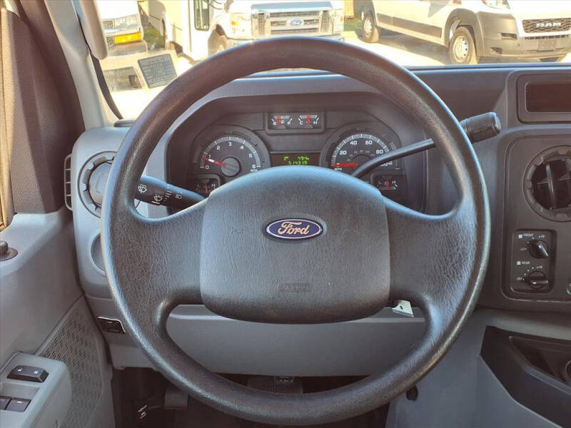 2010 Ford E-Series E-250