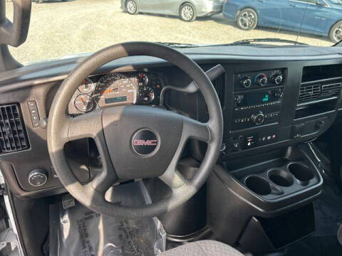 2017 GMC Savana LS 2500