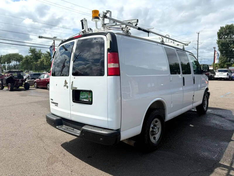 2011 Chevrolet Express 2500