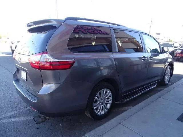 2015 Toyota Sienna