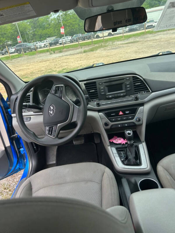 2017 Hyundai Elantra