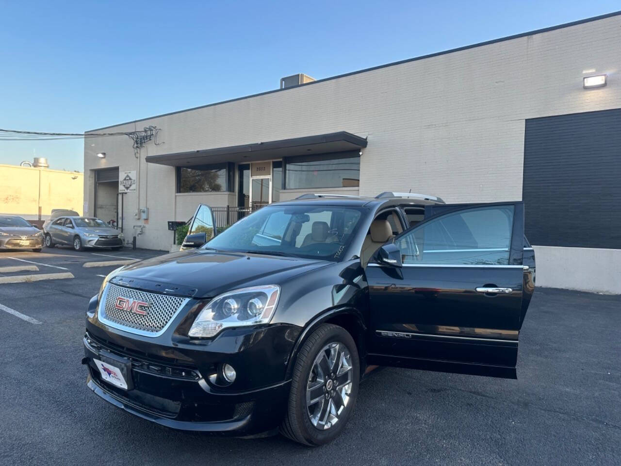 2012 GMC Acadia for sale at Sarenco Auto Inc in Dallas, TX