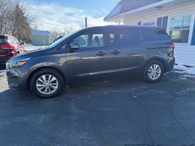 2016 Kia Sedona LX