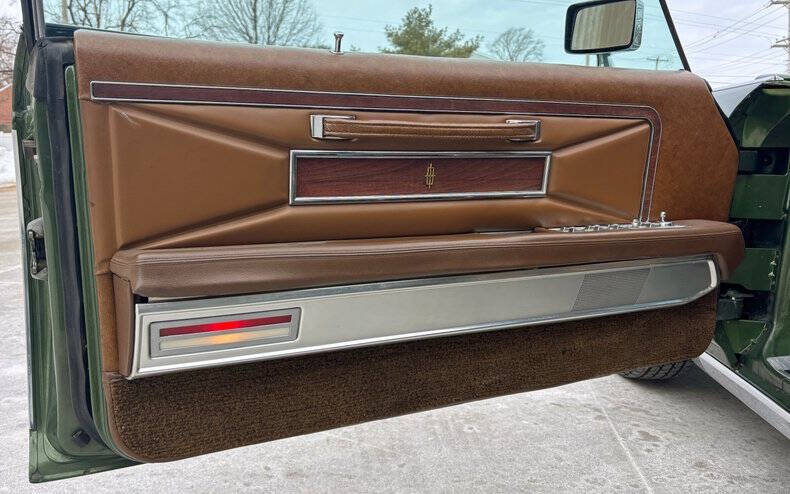 1971 Lincoln Continental